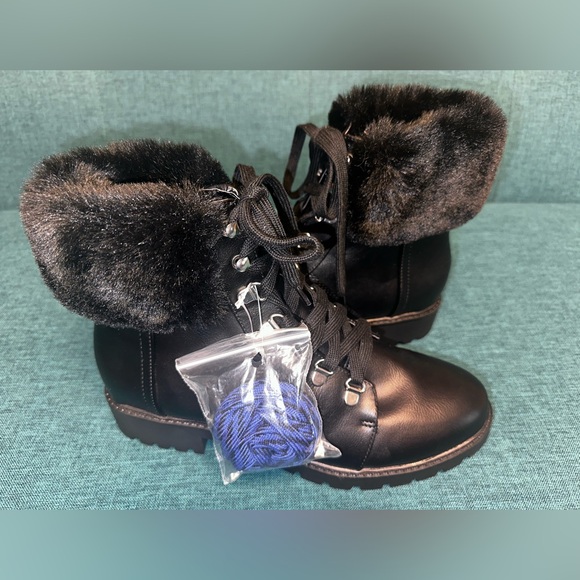 NEW Isaac Mizrahi Live! Jesse Faux Fur Trim Black Combat Boots Women's Size 10 - Picture 3 of 11